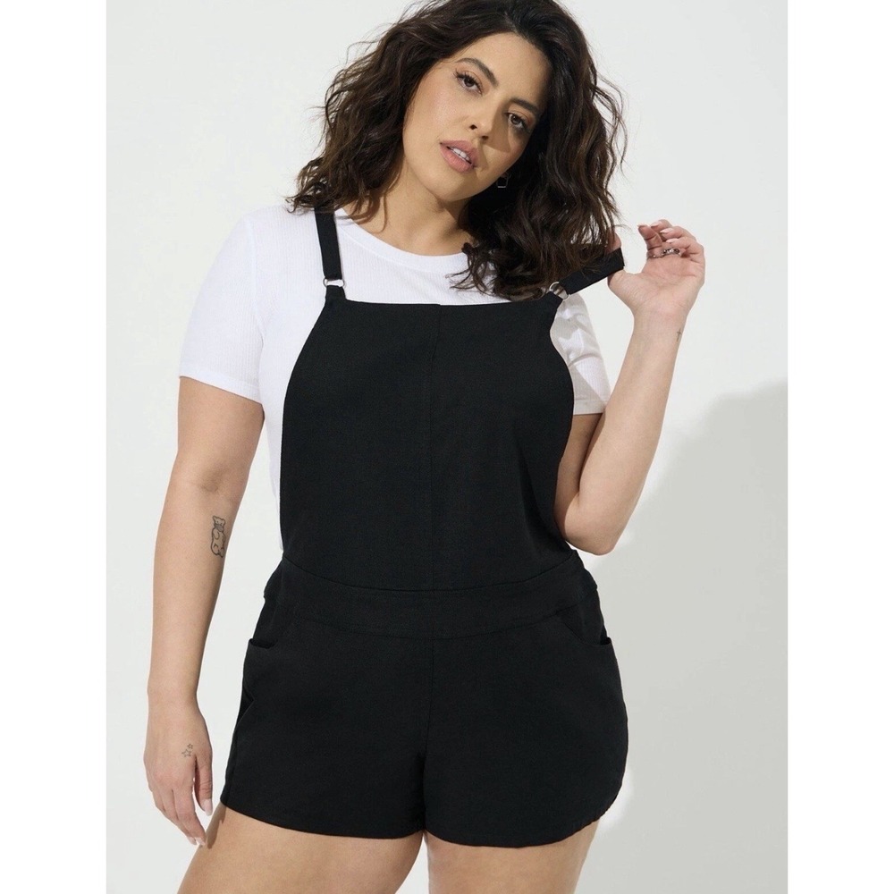 New Torrid Black 3.5 Inch Stretch Linen Blend Shortall Size 1X 14-16